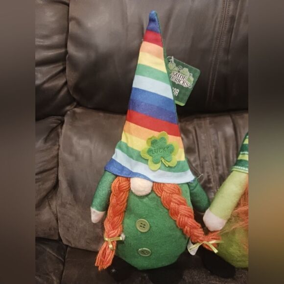 St. Patrick's Day Couple Gnome Set - Picture 3 of 4